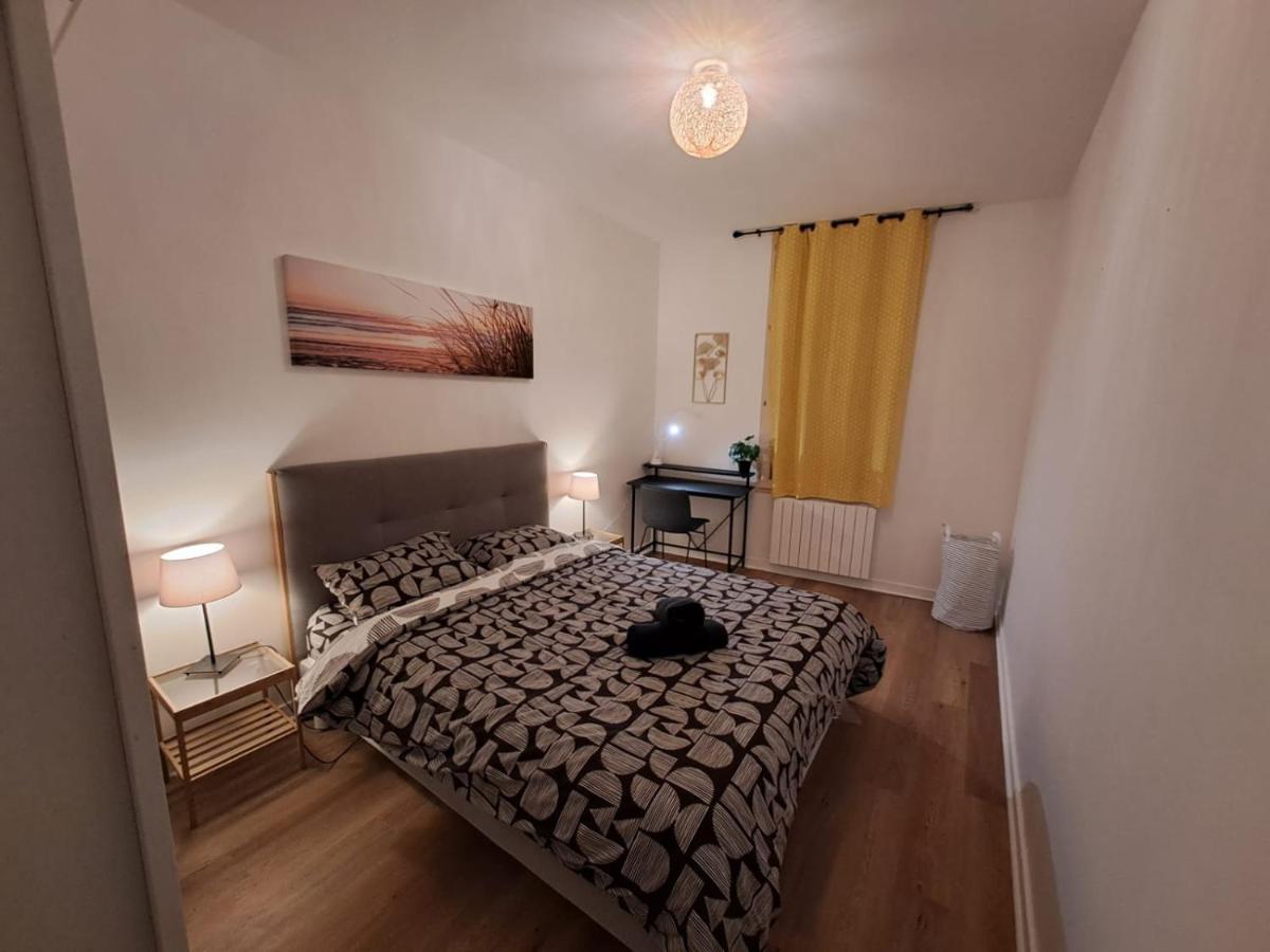 Le Saint Jean , Centre Historique, Wifi, Tout Equipe, Ideal Famille, Business, Ou Simple Escapade Niort Exterior photo